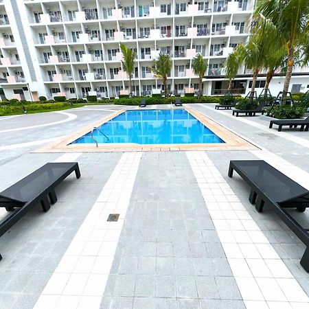 Casa Salcedo - Field Residences Paranaque City Kültér fotó
