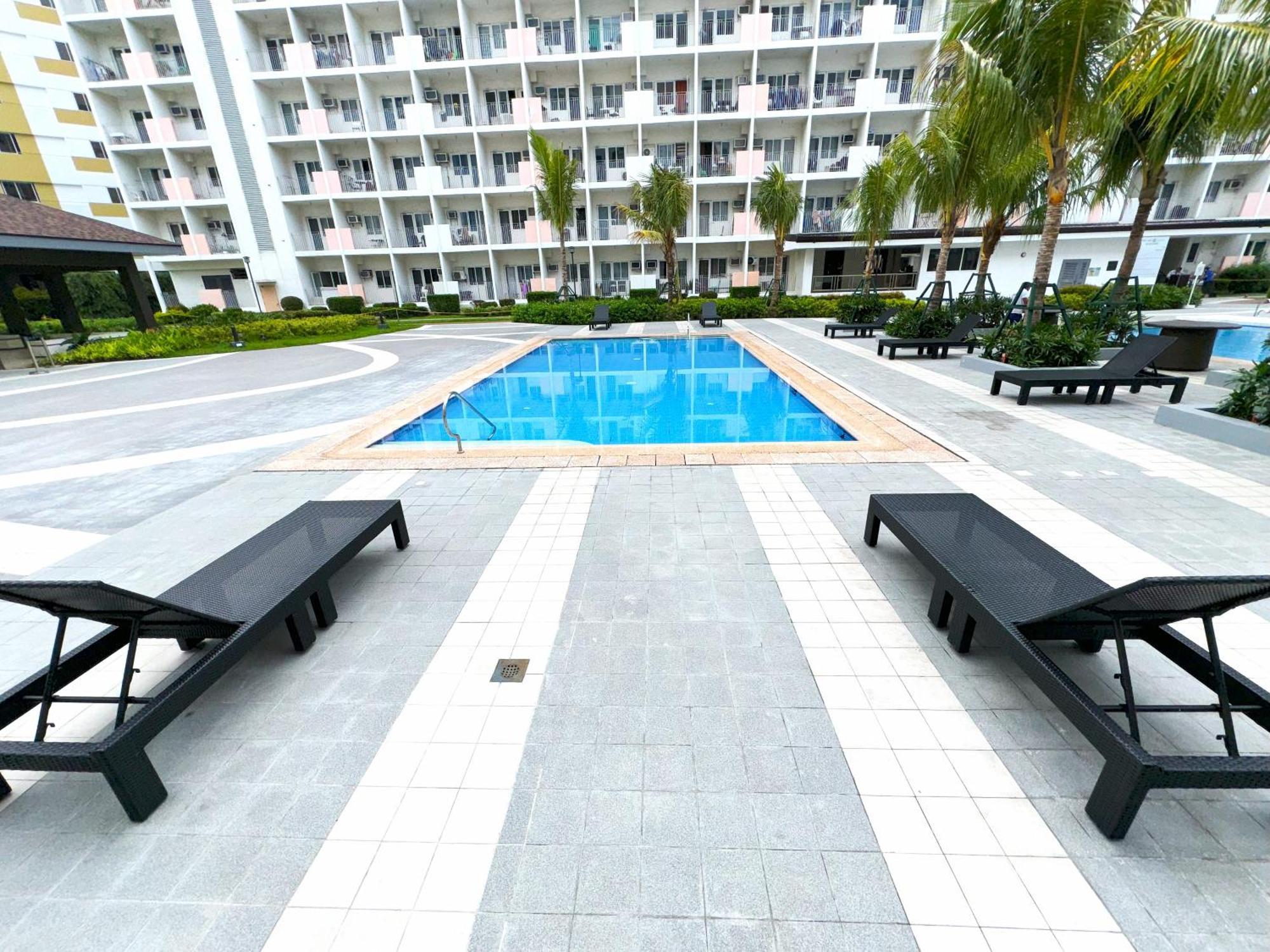 Casa Salcedo - Field Residences Paranaque City Kültér fotó